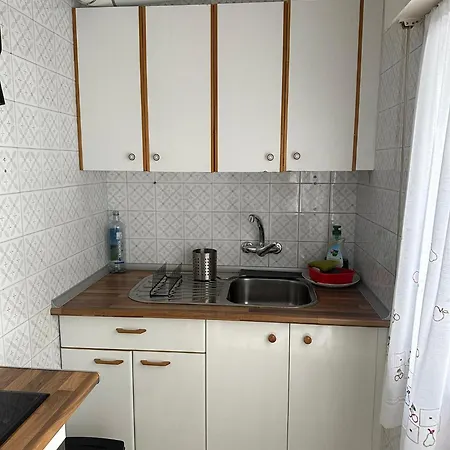 Escondite De Julia *