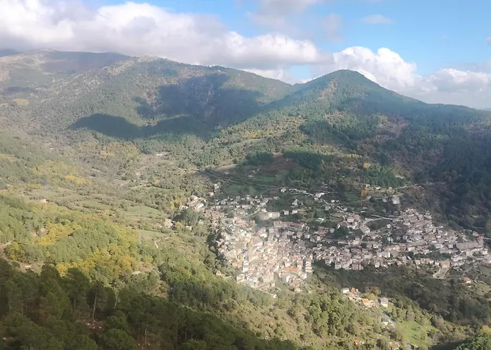 Escondite De Julia *